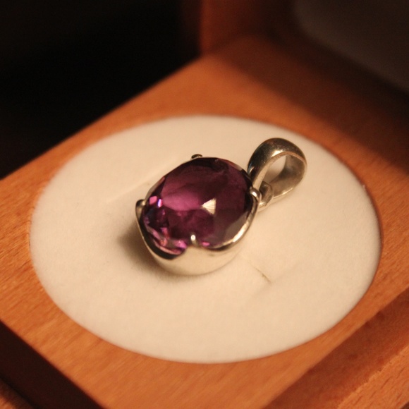 **NEW** Gorgeous Amethyst Pendant - Picture 6 of 8